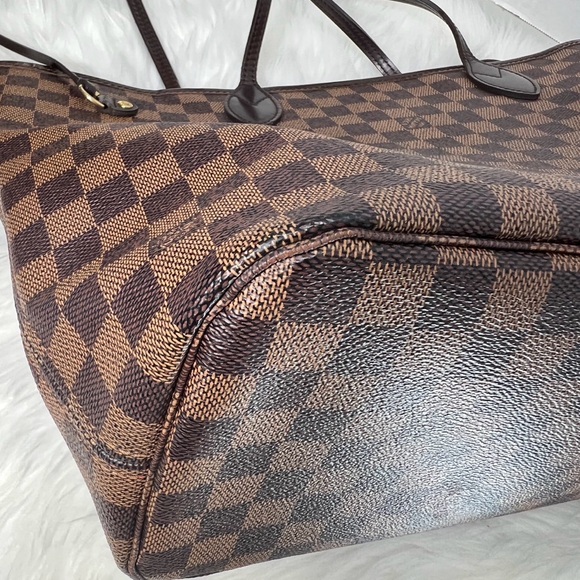 LV Neverfull Mm Damier Ebene Tote Bag - Picture 10 of 17